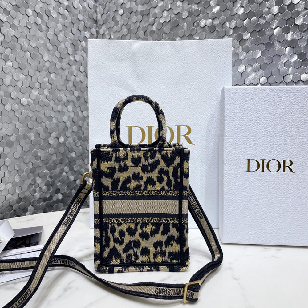 mini D10r book tote phone bag