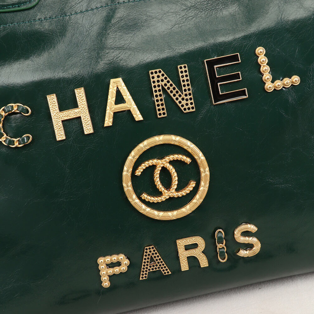 CHANEL LARGE DEAUVILLE TOTE
