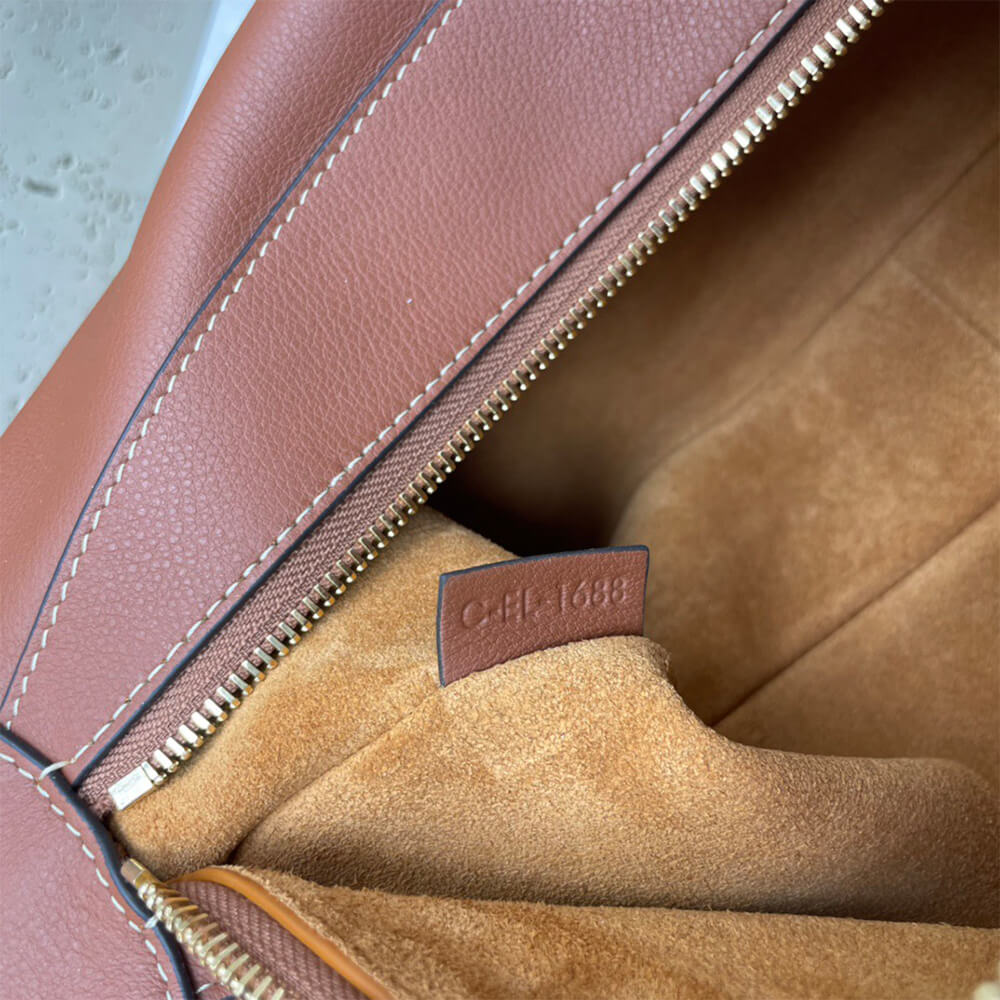 MEDIUM ROMY IN SUPPLE CALFSKIN
