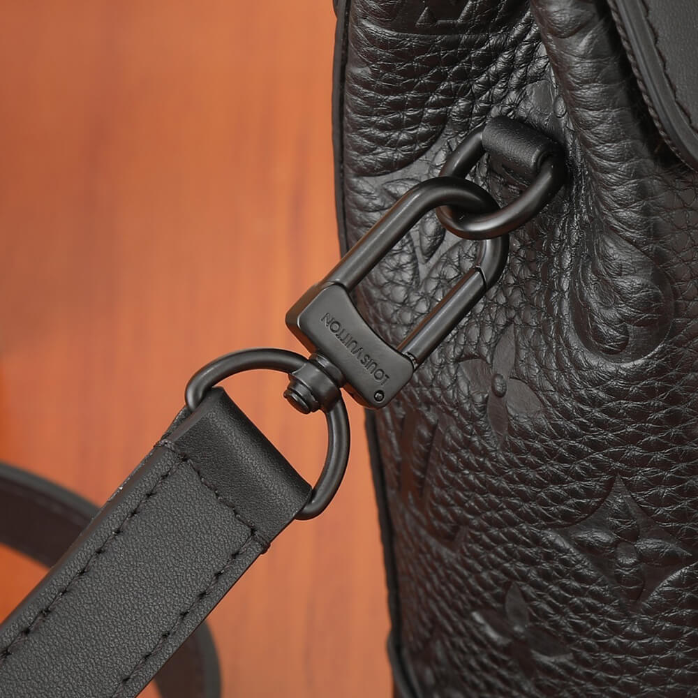 G*u*i padlock gg medium shoulder bag