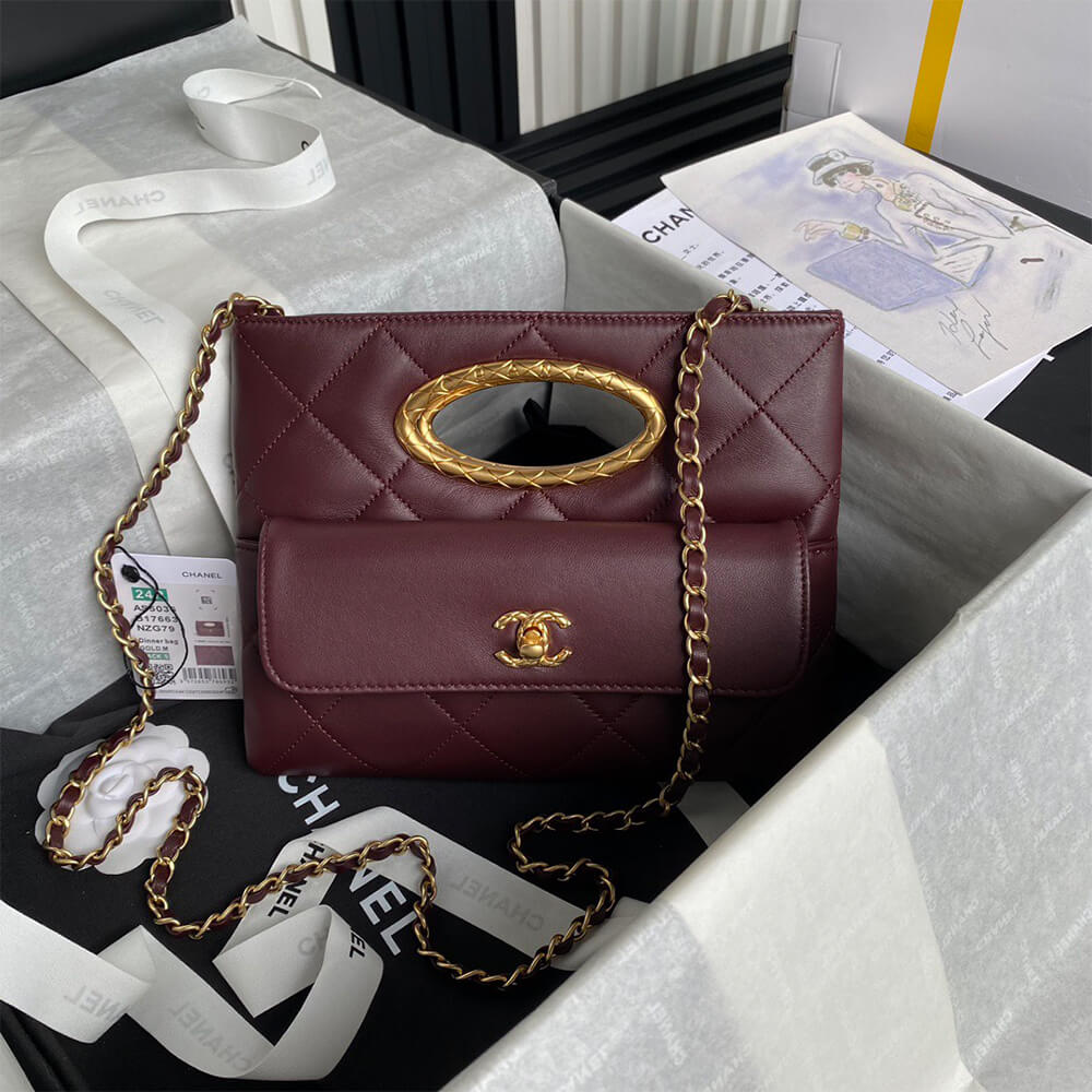 CHANEL Clutch