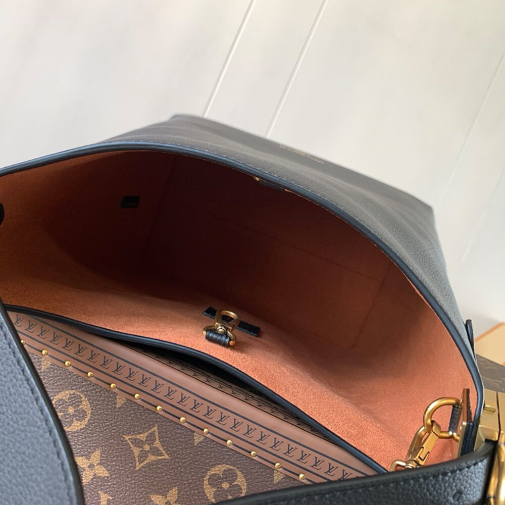 LV Low Key Hobo PM
