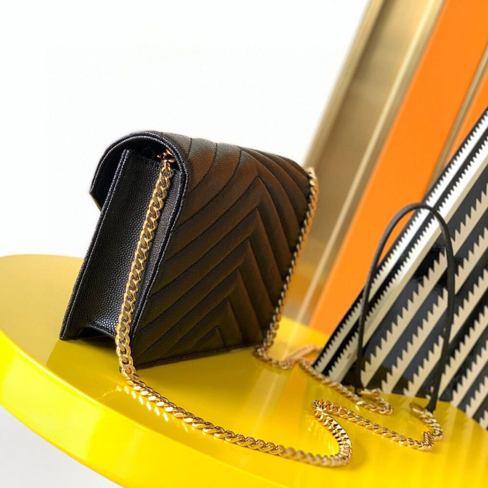 YSL cassandre envelope chain wallet in grain de poudre leather(High-end Grade)