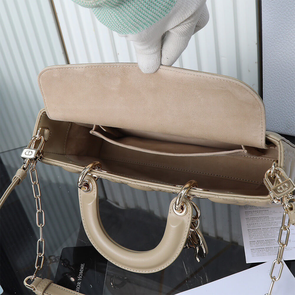 Dior Medium Lady D-Joy Bag(HIGH-END GRADE)